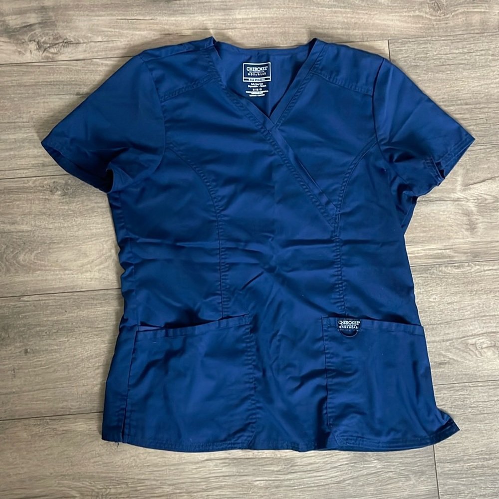 Women’s Navy Scrub Top